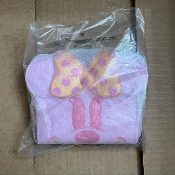 Loungefly Pastel Ghost Minnie Mouse Glow-in-the-Dark Zip Around Wallet - Picture 6 of 14